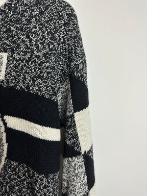 Chanel Black No5 Round Neck Cashmere Jumper with CC Detail Size FR 36 (UK 8)