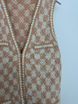 Chanel 23/S Dusty Pink & Ecru Tweed Gilet & Bralette Top with Crystal CC Buttons Detail Size FR 36 (UK 8)
