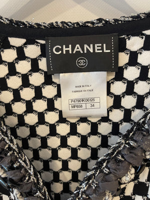 Chanel White and Black Checkered Coat with Trim Detailing Size FR 34 (UK 6) RRP £4,100