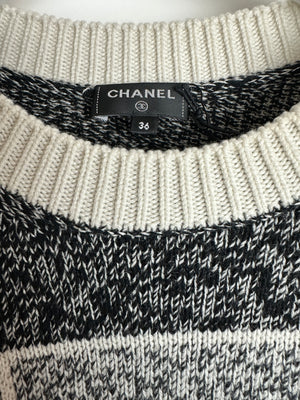 Chanel Black No5 Round Neck Cashmere Jumper with CC Detail Size FR 36 (UK 8)