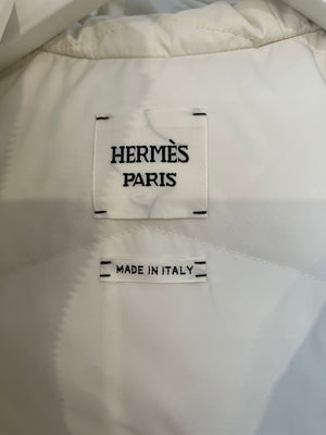 Hermès White Sleeveless Cropped Puffer Jacket with Logo Detail Size FR 38 (UK 10) RRP £2,400