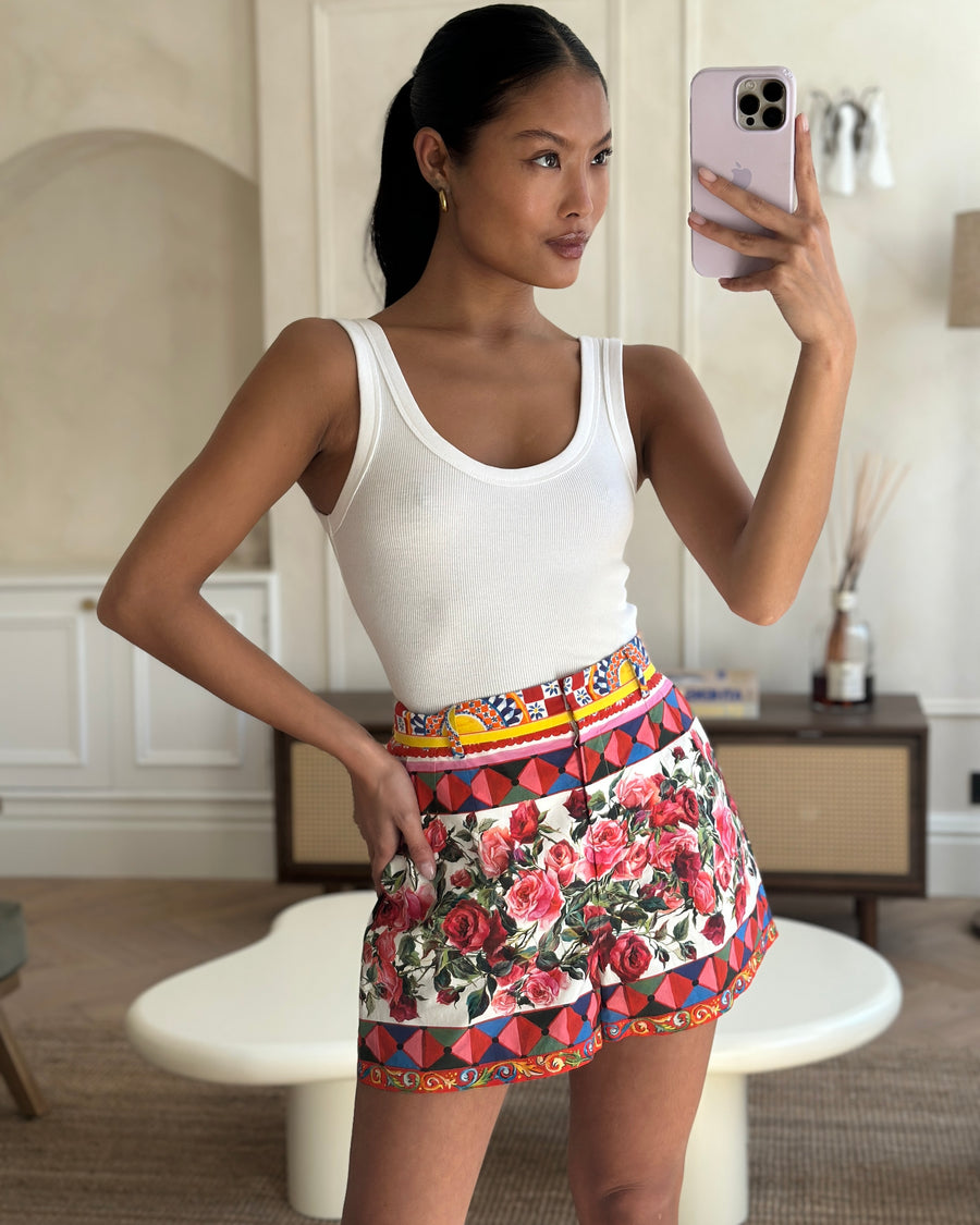 Dolce & Gabbana Red Rose Mambo Print Floral High-Waist Cotton Shorts Size IT 40 (UK 8)