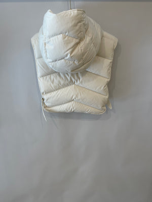 Hermès White Sleeveless Cropped Puffer Jacket with Logo Detail Size FR 38 (UK 10) RRP £2,400