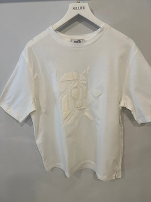 Hermès Menswear White T-Shirt with Abstract Textured Print Detail Size L
