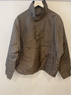 Christian Dior Menswear Khaki Anorak Jacket with Dior Oblique Logo Sleeve Details Size FR 52 (UK 42) RRP £1,650