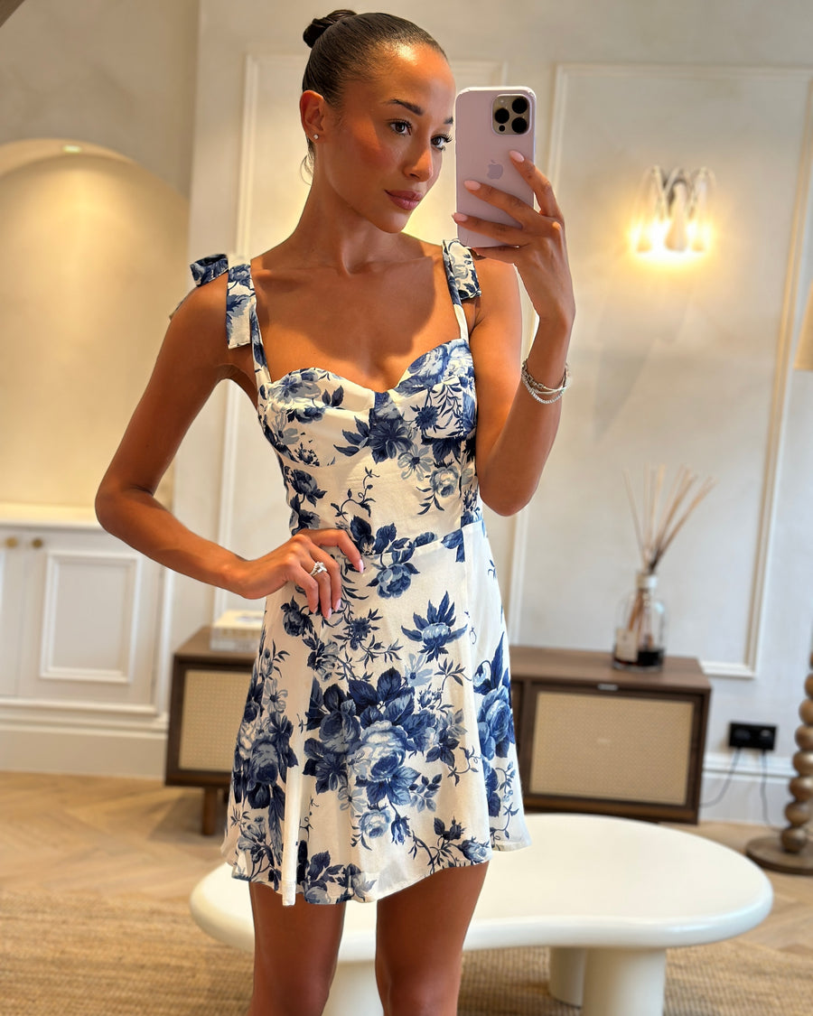 Reformation White and Blue Floral Printed Mini Dress Size US 4 (UK 8)