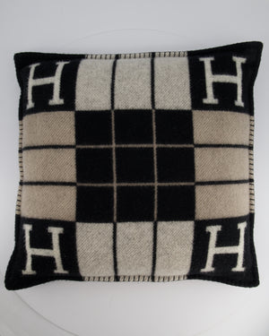 Hermès Avalon III Small Pillow in Écru, Gris Foncé RRP £650