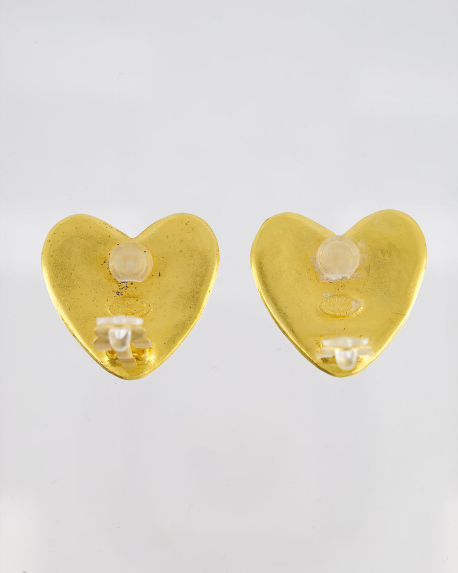 *HOT* Chanel Vintage 95P Gold Heart Clip On Earrings with CC Detail