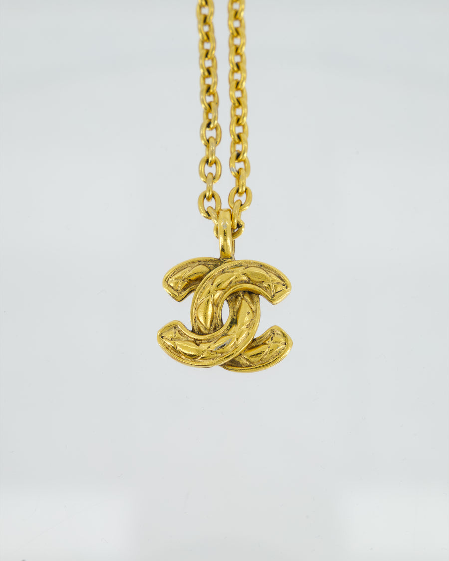 Chanel Vintage CC Matelasse Logo Pendant Necklace in 24k Gold Plating