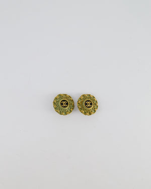 Chanel 94A Vintage CC Brushed Gold Matelasse Round Small Clip-On Earrings with Black Detailing