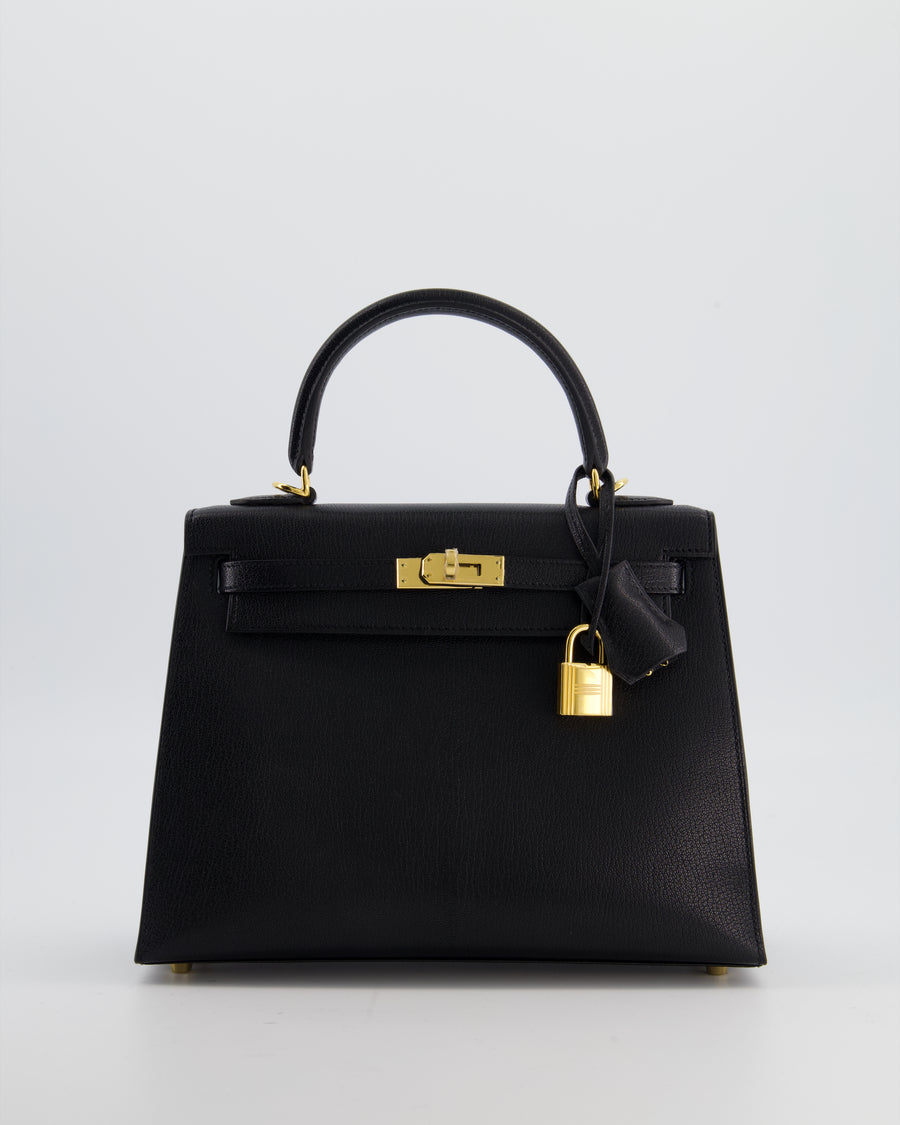 *SUPER RARE* Hermès Kelly 25 Sellier Bag in Noir Chèvre Chamkila Leather with Gold Hardware