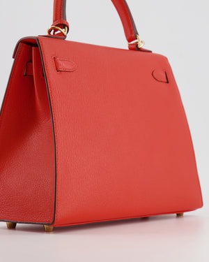 Hermès HSS Kelly 25 Verso Sellier Bag in Capucine Chèvre Mysore Leather and Gold Interior with Permabrass Hardware