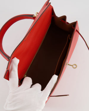 Hermès HSS Kelly 25 Verso Sellier Bag in Capucine Chèvre Mysore Leather and Gold Interior with Permabrass Hardware