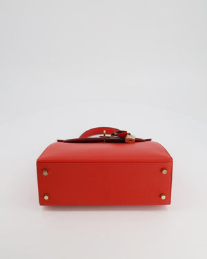 Hermès HSS Kelly 25 Verso Sellier Bag in Capucine Chèvre Mysore Leather and Gold Interior with Permabrass Hardware
