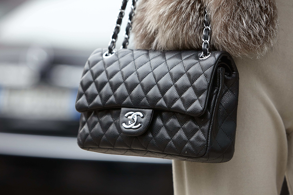 mini chanel handbag