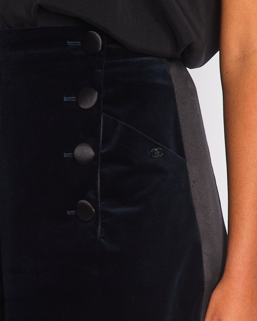 Chanel Navy Velvet Wide Leg Trousers with Black Satin Band and CC Logo Details FR 44 (UK 16)