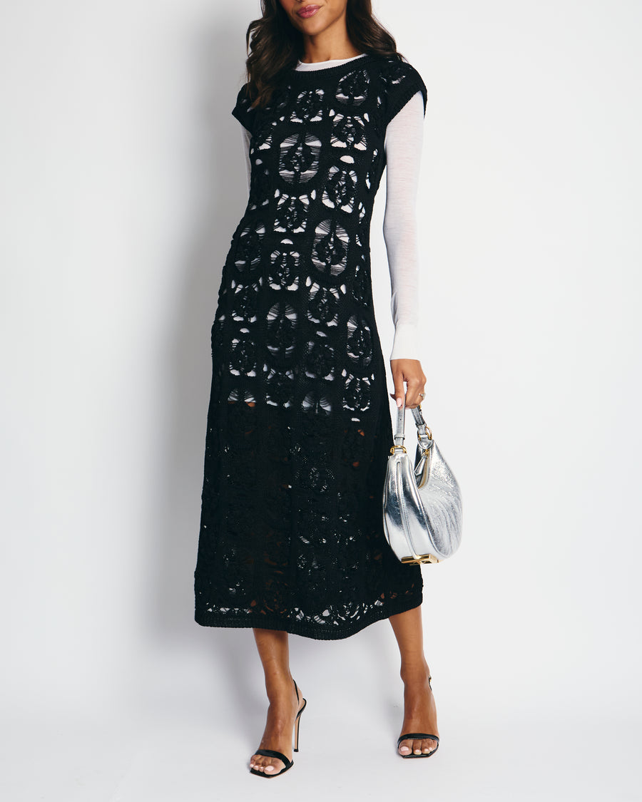 white and black crochet dress Black And White Zig Zag Sleeveless Crochet Midi Dress AX Paris