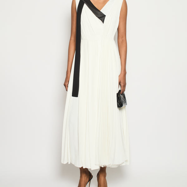 【関税込み】prada Pleated voile satin dress Prada Technical Voile Sunray Pleat Midi-dress In Ematite