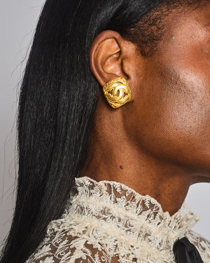 Chanel Vintage 96A Brushed Gold Rhombus Shaped Clip On Earrings with Beaded Detail and CC Logo