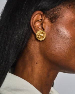 Chanel Vintage 94A Gold Spiral Round Clip On Earrings with Embedded Pearl and Gold CC Logo