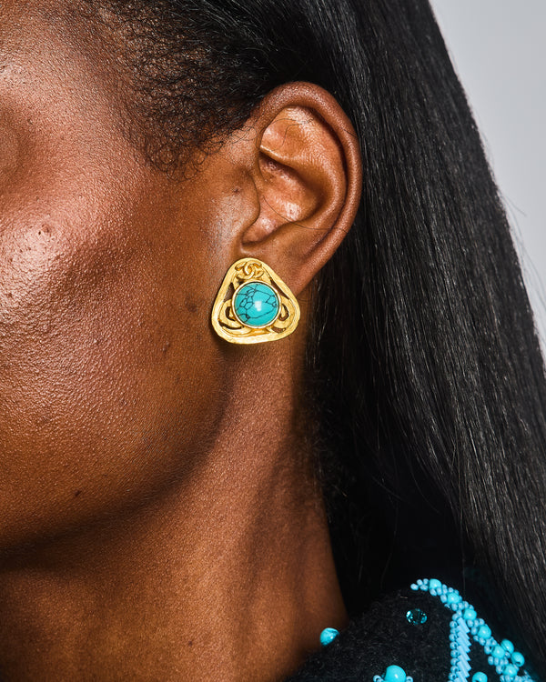 Chanel Vintage 95P Brushed Gold Triangle Clip On Earrings with Round Turquoise Stone and CC Logo Detail