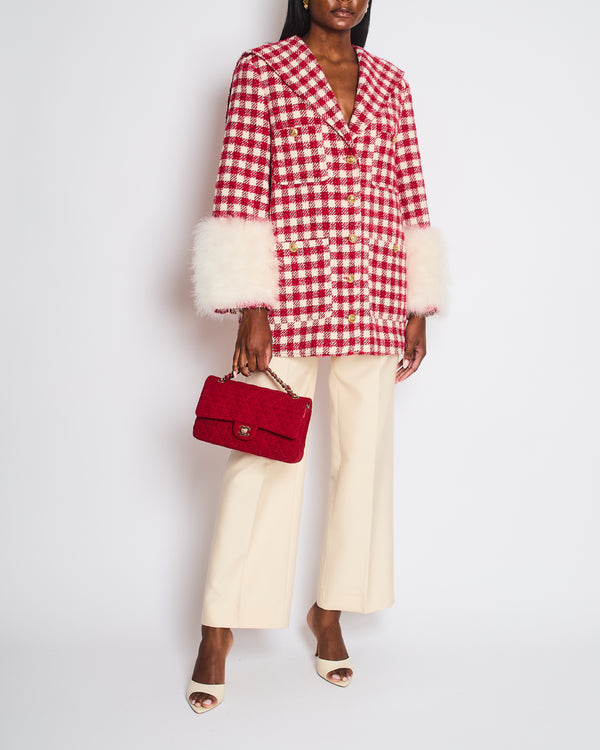 Gucci Red & Cream Houndstooth Long Blazer Jacket with White Fur Sleeve Details & GG Gold Buttons Size IT 42 (UK 10)
