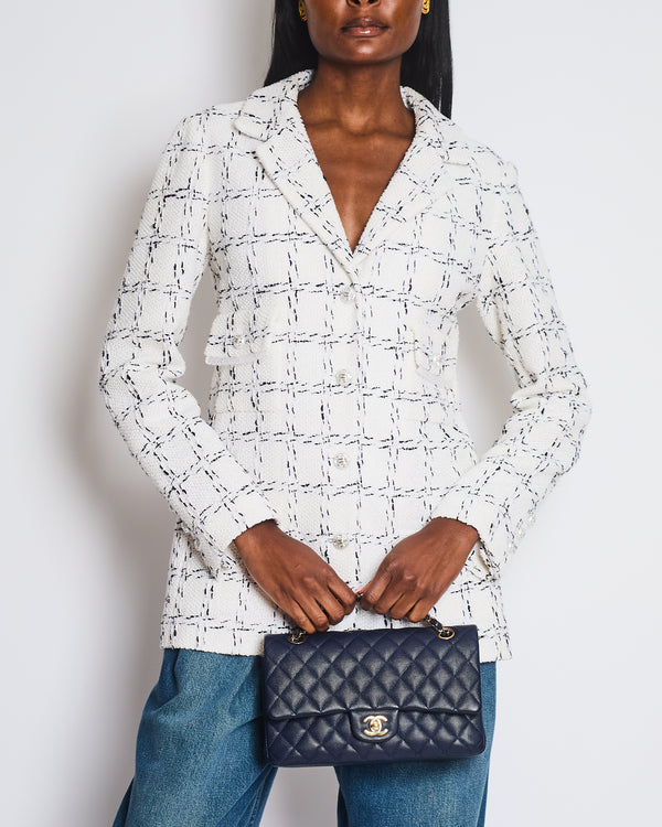 Chanel 23/S Black and White Plaid Tweed Long Line Button Down Jacket with Pocket Detail Size FR 38 (UK 10)