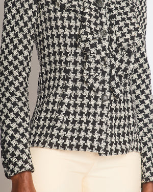 Chanel 09/P Black and White Houndstooth Tweed Jacket with CC Logo Buttons Size FR 36 (UK 8)