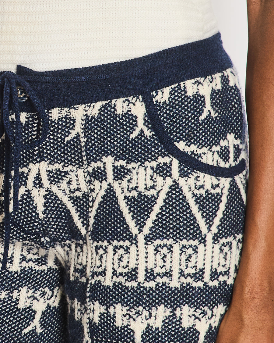 Chanel Cruise 2014 Navy and White Cashmere Knitted Trousers with Abstract Pattern and Silver and Blue Striped CC Logo Button Size FR 34 (UK 6)