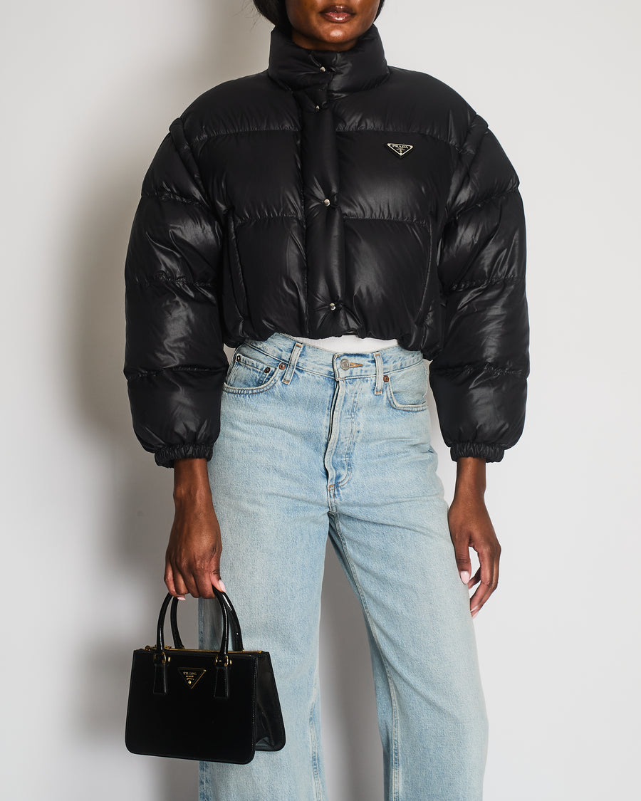 Prada Black Mat Re-Nylon Cropped Puffer Jacket with Detachable Sleeves IT 38 (UK 6) RRP £1840