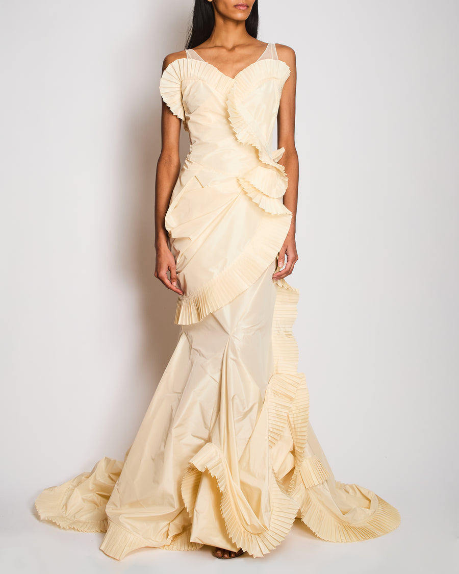 *VERY RARE* Christian Dior by John Galliano Fall 2006 Ivory Ruffle Runway Maxi Dress Size FR 38 (UK 10)