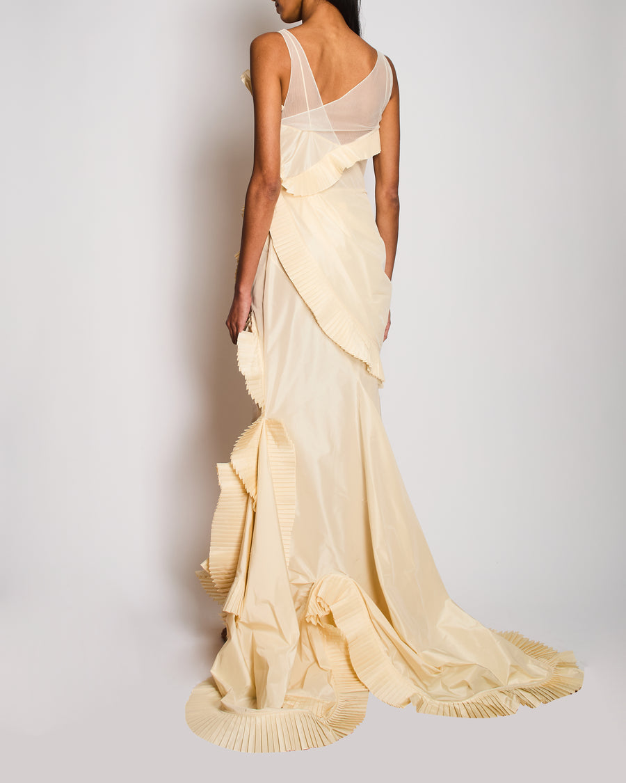 *VERY RARE* Christian Dior by John Galliano Fall 2006 Ivory Ruffle Runway Maxi Dress Size FR 38 (UK 10)