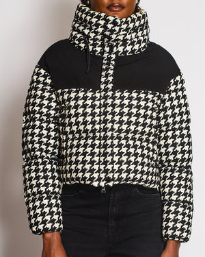 Moncler Black and White Houndstooth Puffer Jacket with Concealed Hood in Zip Neck Size 0 (UK 6)