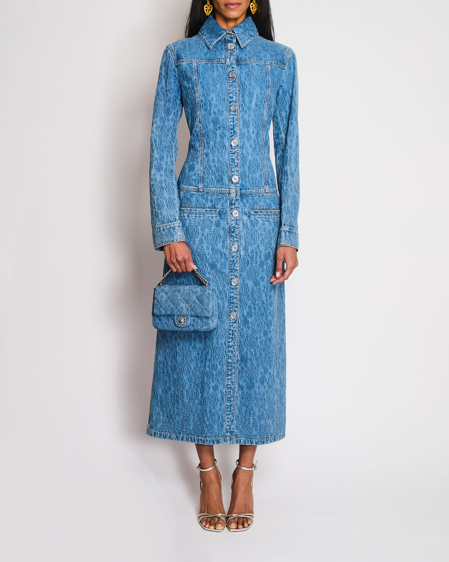 Chanel 23/P Blue Camellia Denim Long Sleeve Button Down Maxi Dress Siz Sellier Chanel 23/P Blue Camellia Denim Long Sleeve Button Down Maxi Dress Siz Sellier