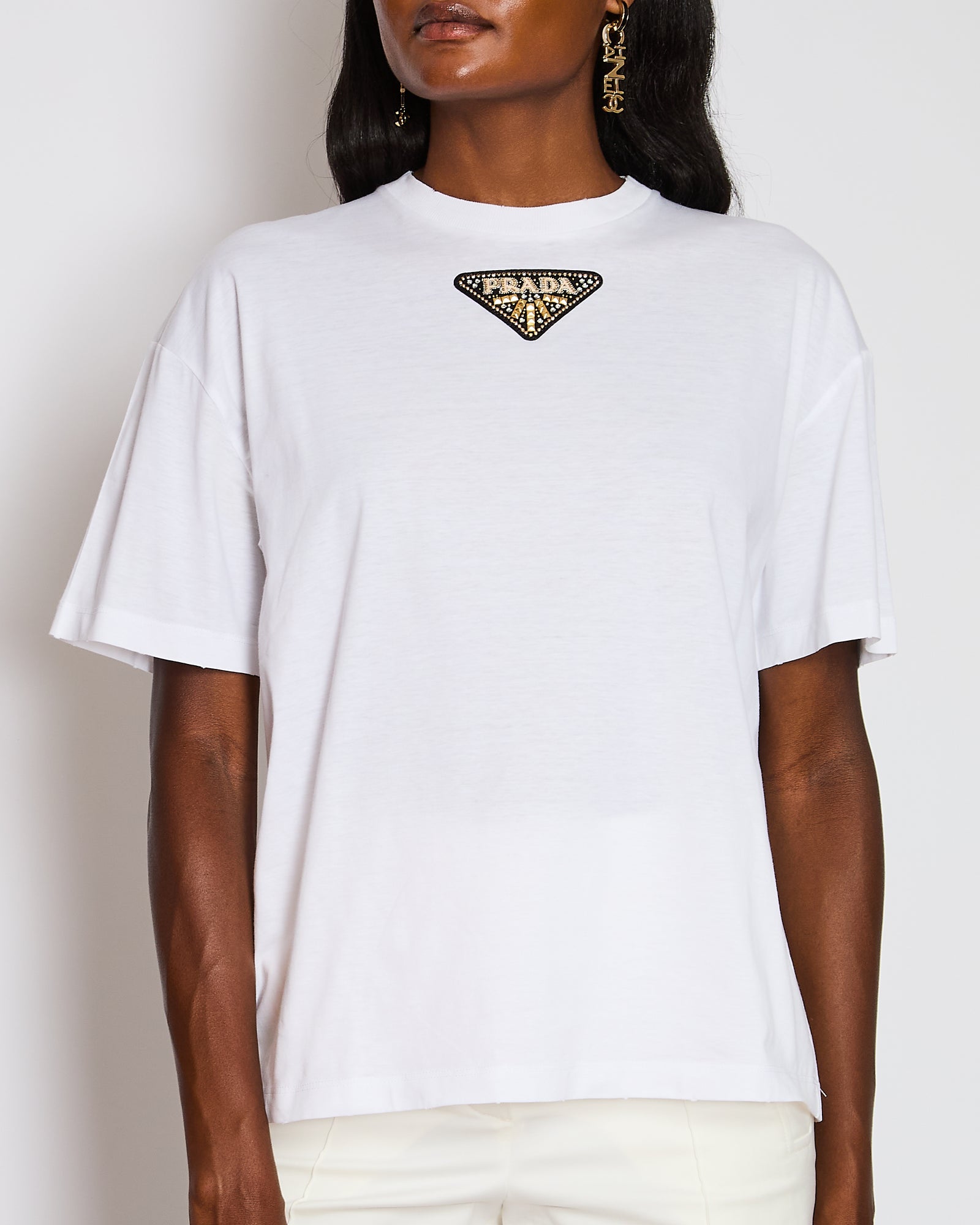 Prada White Embellished Logo Plaque T-Shirt Size XS (UK 6) – Sellier