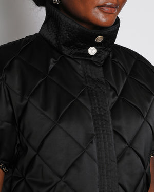 Chanel 19/B Black Cropped Sleeve Quilted Gilet with Chain Trim Detail Size FR 34 (UK 6)