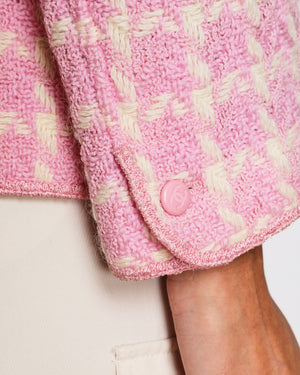 Chanel Spring 1996 Vintage Pink and Cream Tweed Jacket with Front Pocket Details and Pink CC Logo Buttons Size FR 38 (UK 10)