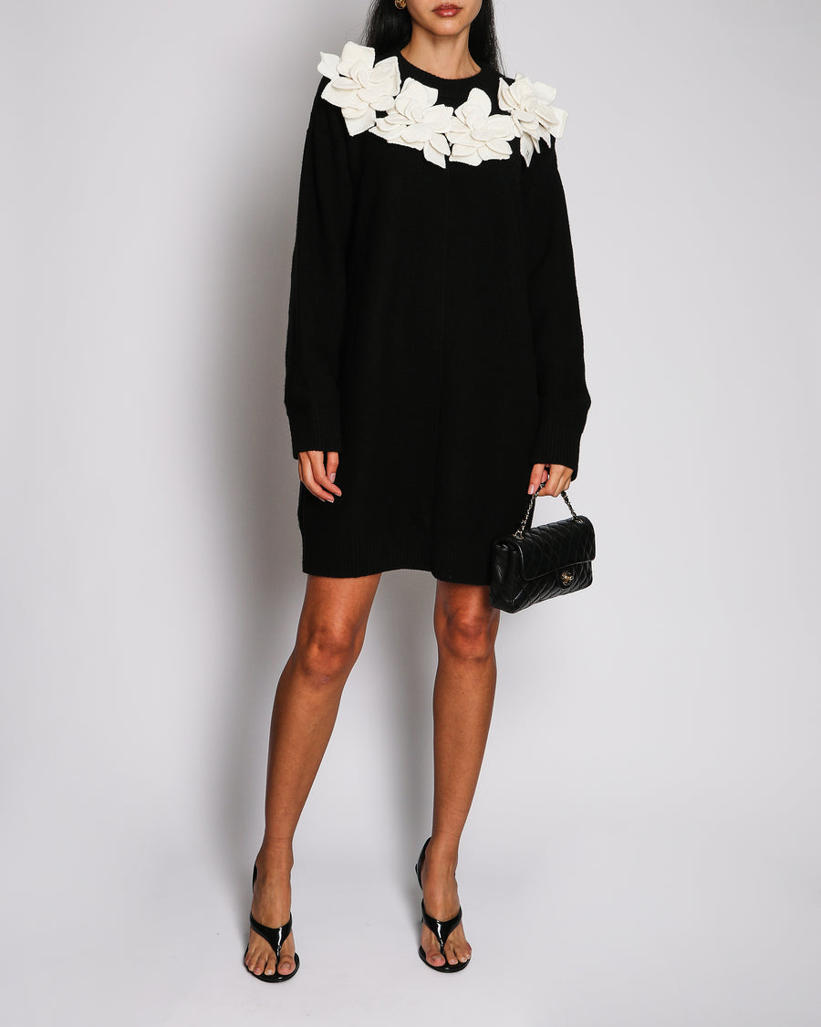 Chanel 25FW Black Wool Knitted Long-Sleeved Long Sleeve Dress with Ivory Floral Appliqué Detail Size FR 40 (UK 12)