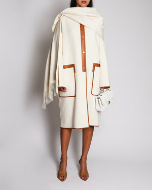 Hermès S22 Cream Cashmere & Lambskin Coat with Front Pockets Detail And Detachable Scarf Size 42 (UK 14)