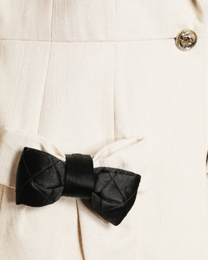 Chanel 21S Cream Blazer Jacket with Black Quilted Silk Collar and Bow Pocket Details Size FR 36 (UK 8)