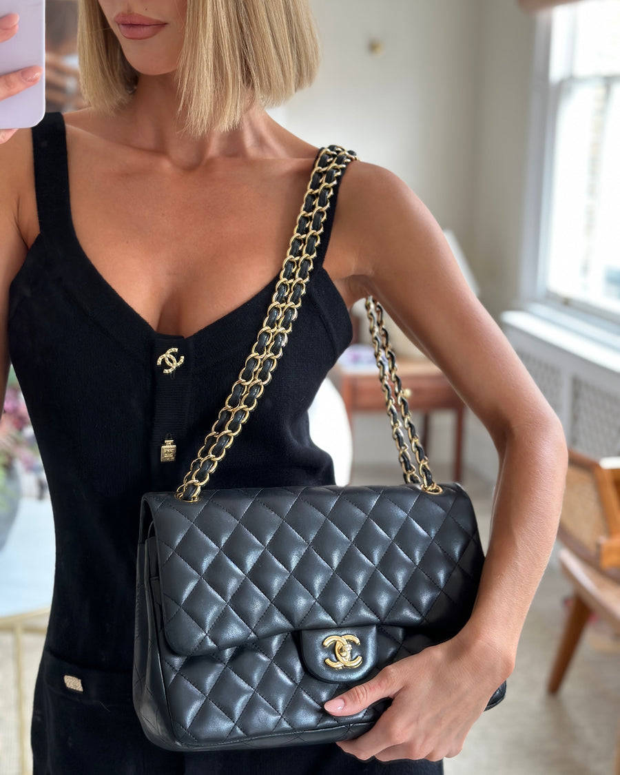 Chanel Black Jumbo Classic Double Flap Bag in Lambskin with Gold