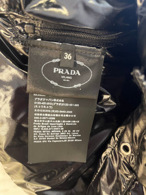 Prada Black Re-Nylon Cropped Puffer Jacket with Logo Detail and Detachable Sleeves Size IT 36 (UK 4) RRP £1,890