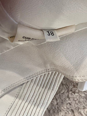 Hermès Cream Leather Shorts with Ribbed Sides and Silver Zip Detail Size FR 38 (UK 10)