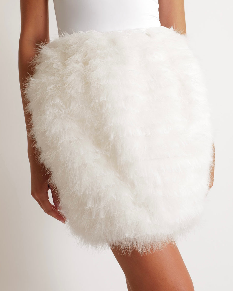 Chanel White Silk Tiered Mini Skirt with Ruffled Lace and Feathers with Crystal CC Logo Button Size FR 34 (UK 6)