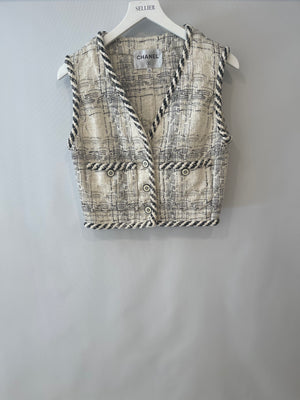 Chanel White and Grey Tweed Vest with CC Logo Buttons and Gold Metallic Details Size FR 38 (UK 10)
