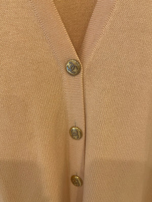 *FIRE PRICE* Chanel Peach Long Cardigan with Gold CC Logo Buttons Size FR 42/44 (UK 14/16)
