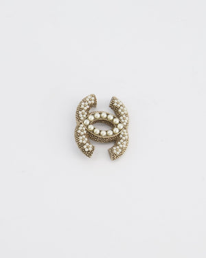 Chanel 2013-2014 CC Logo Pearl Brooch in Champagne Gold Hardware