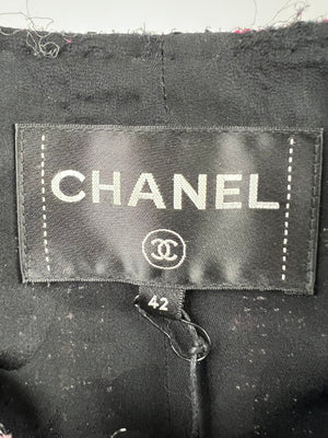 *HOT* Chanel 19P Pink, Black, Green Tweed Jacket and Skirt Set with CC Logo Buttons and Sequin Stitch Detail Jacket Size FR 42 (UK 14) Skirt Size FR 44 (UK 16)
