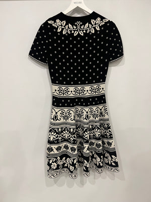 Alexander McQueen Black and White Short-Sleeved Mini Dress with Floral Print Details Size IT 44 (UK 12)