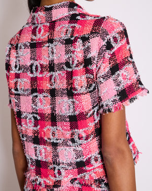Chanel 22M Coco Beach Hot Pink & Black Cropped Tweed Shirt with White CC Logo Detail Size FR 34 (UK 6)